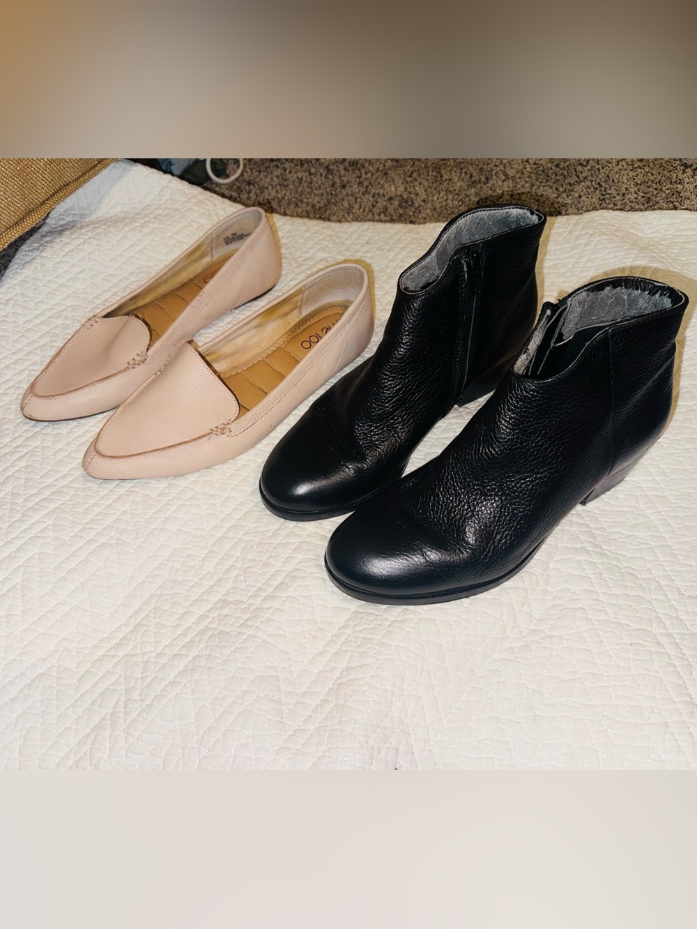 👑 Bundle of 2 Pairs of Size 8 Women’s Classy Clarks Heels  & me too Flats